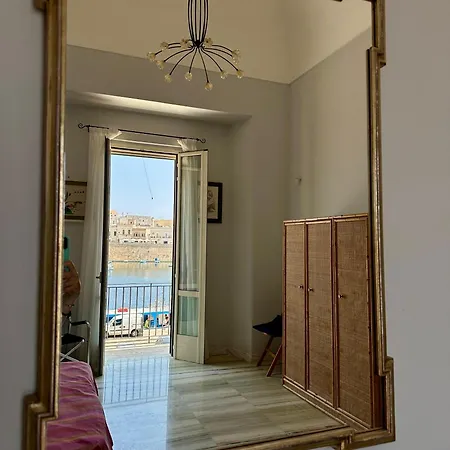 Porto Vecchio 1